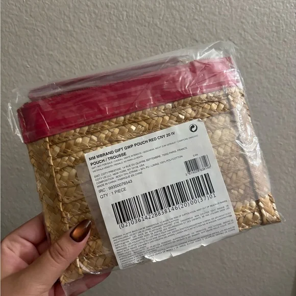 MIU MIU Parfums Zippy Pouch Clutch w/ wristlet Woven Straw RED Novelty GWP NEW - Picture 2 of 2